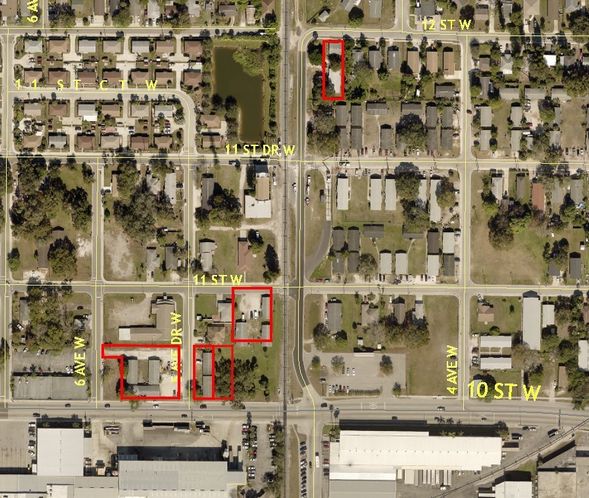 530 10th St W, Palmetto, FL 34221
